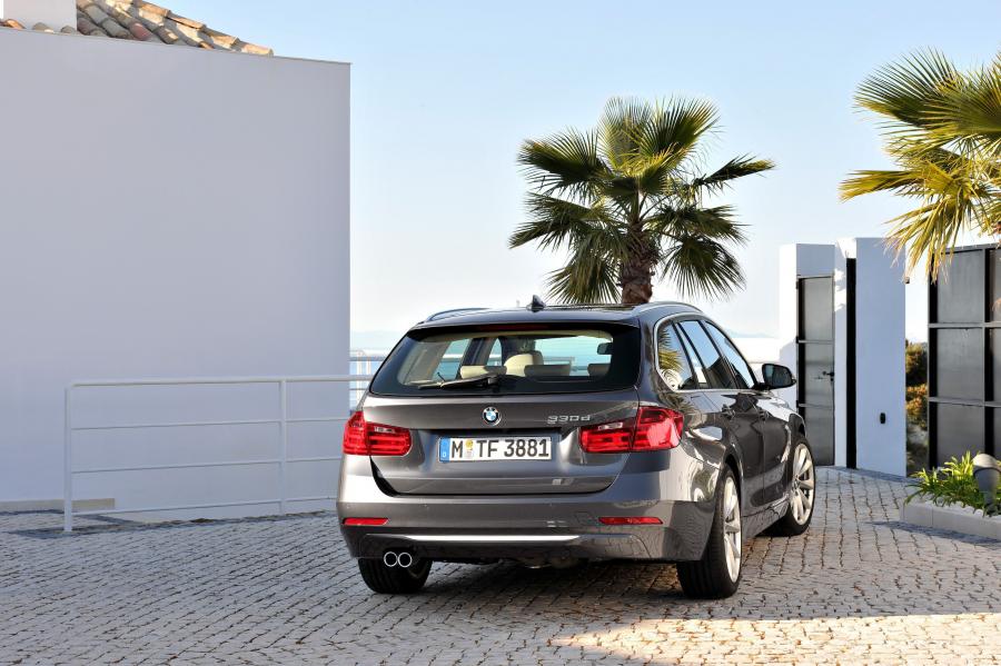  BMW 3-Series Touring 2013 года  (фото 8 из 23)